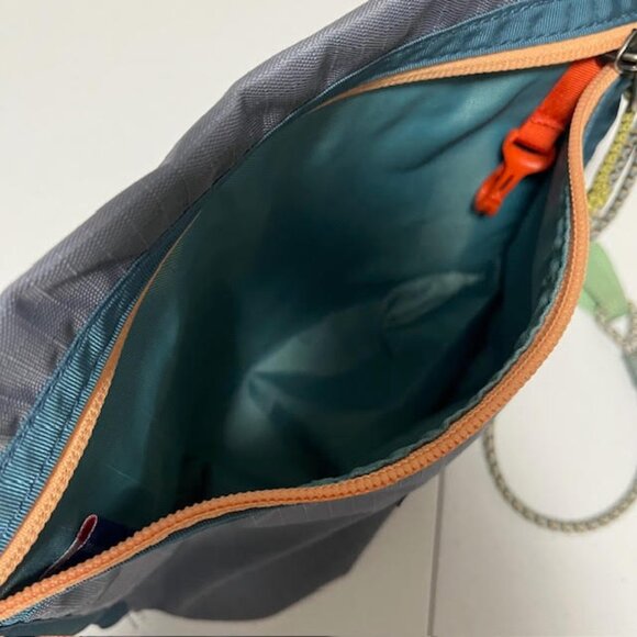 Cotopaxi Lista 2L Lightweight Crossbody Nylon Bag - Picture 8 of 11